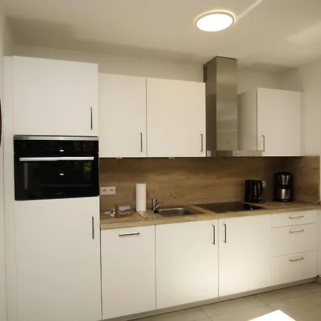 Rex Rugia Fewo15-1 Mit Schwimmbad Und Saunanutzung Im Ahoi-erlebnisbad Sellin