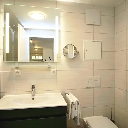 Rex Rugia Fewo15-1 Mit Schwimmbad Und Saunanutzung Im Ahoi-erlebnisbad Sellin *